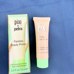 Pixi Hydrating Glow Primer in Peach and Mint